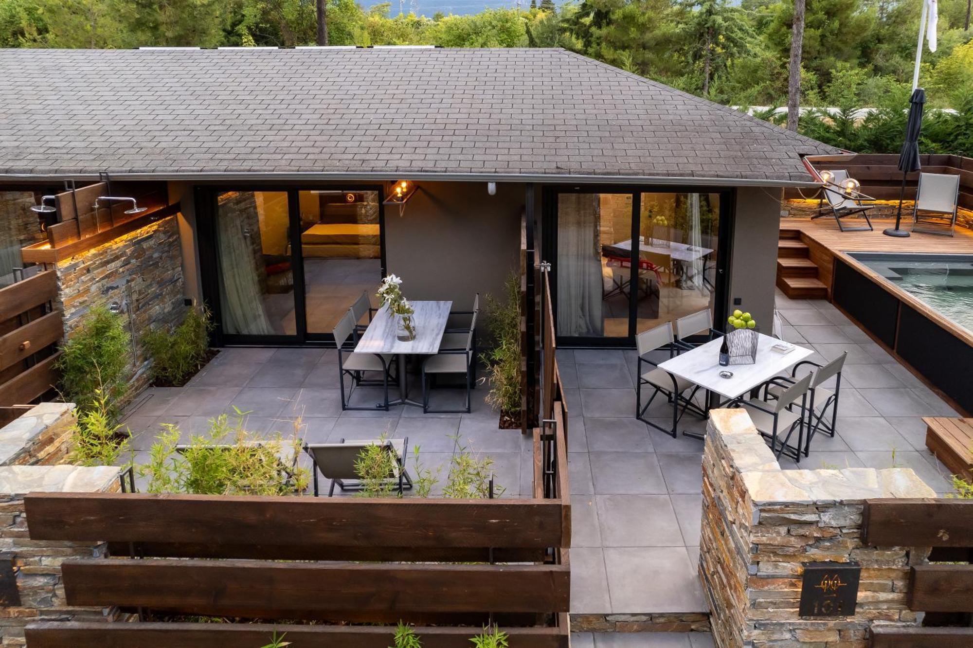 Sylvia Camping & Luxury Suites, Panel Hospitality Homes & Villas 리토코론 외부 사진