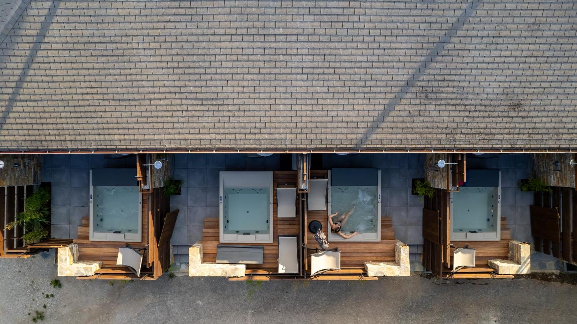 Sylvia Camping & Luxury Suites, Panel Hospitality Homes & Villas 리토코론 외부 사진